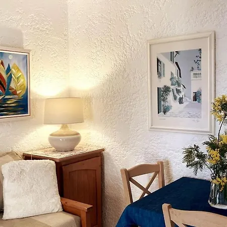 St Raphael Piscine Wifi, Commerces Et A Pieds 아파트 *